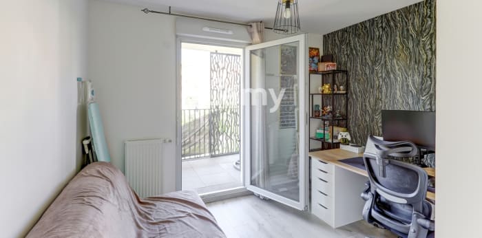 Image 9 sur 12 - Appartement  ·  Vente · Clermont Ferrand (63100) · 4 pièces · 79m²