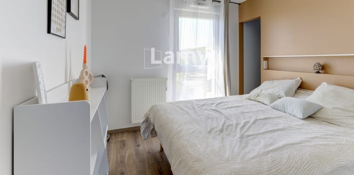 Image 5 sur 12 - Appartement  ·  Vente · Clermont Ferrand (63100) · 4 pièces · 79m²