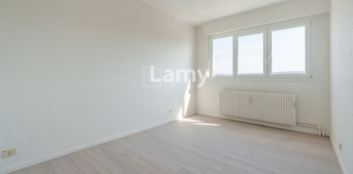 Image 3 sur 10 - Appartement  ·  Vente · Valentigney (25700) · 3 pièces · 68m²