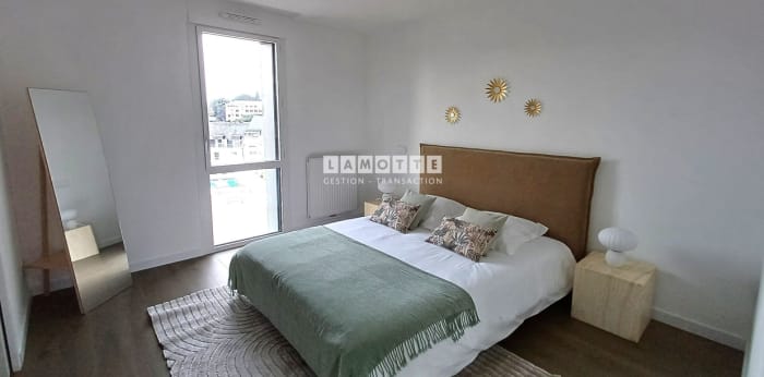 Image 10 sur 14 - Appartement  ·  Vente · Nantes (44000) · 5 pièces · 133m²