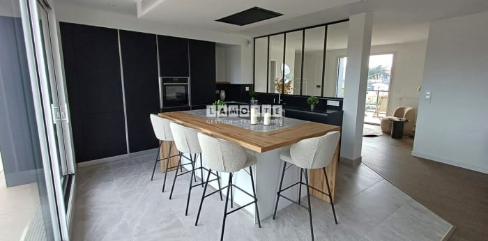 Image 12 sur 14 - Appartement  ·  Vente · Nantes (44000) · 5 pièces · 133m²