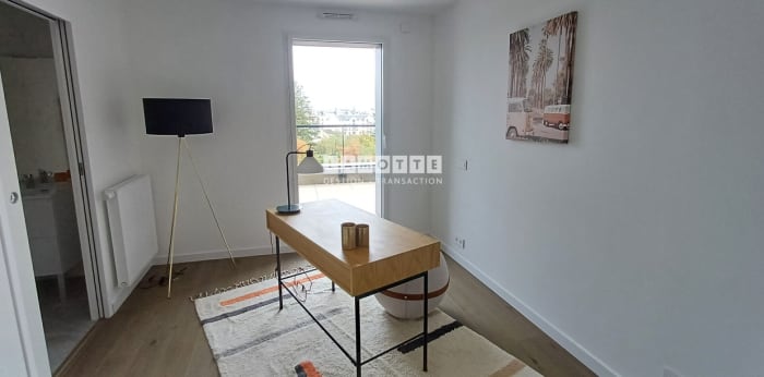Image 5 sur 14 - Appartement  ·  Vente · Nantes (44000) · 5 pièces · 133m²