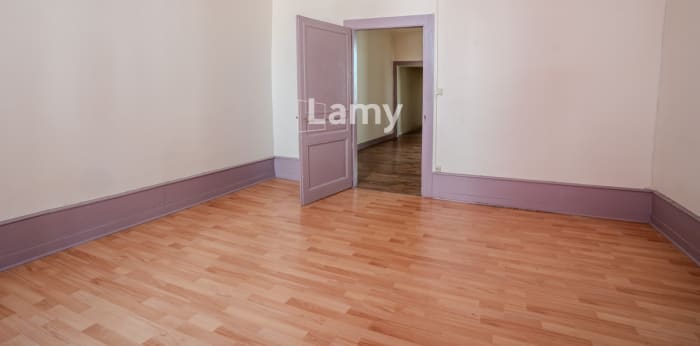 Image 5 sur 7 - Appartement  ·  Vente · Lons Le Saunier (39000) · 3 pièces · 63m²