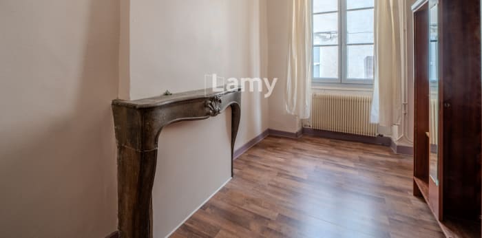 Image 1 sur 7 - Appartement  ·  Vente · Lons Le Saunier (39000) · 3 pièces · 63m²