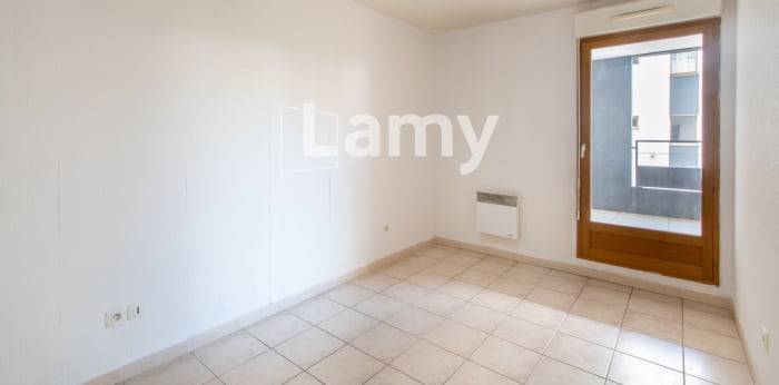 Image 5 sur 9 - Appartement  ·  Vente · Lunel (34400) · 3 pièces · 63m²