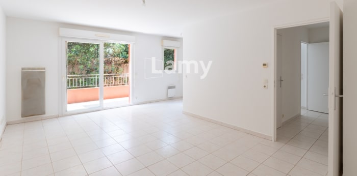 Image 7 sur 11 - Appartement  ·  Vente · Antibes (06600) · 2 pièces · 51m²