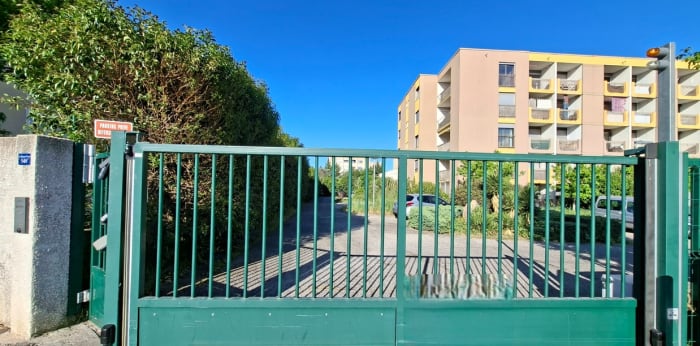 Image 4 sur 5 - Parking/box  ·  Vente · Nimes (30900) · 5m²