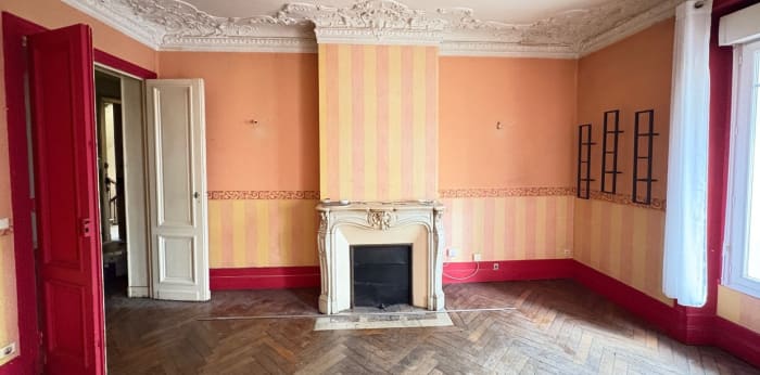 Image 2 sur 7 - Appartement  ·  Vente · Bordeaux (33000) · 4 pièces · 137m²