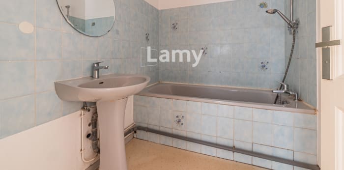 Image 8 sur 11 - Appartement  ·  Vente · Haguenau (67500) · 2 pièces · 54m²