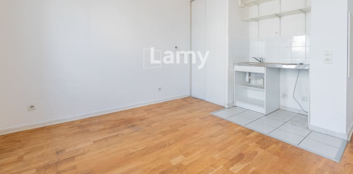 Image 4 sur 11 - Appartement  ·  Vente · Bron (69500) · 1 pièce · 22m²