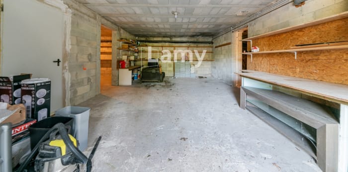Image 13 sur 14 - Maison/villa  ·  Vente · Meyreuil (13590) · 8 pièces · 250m²