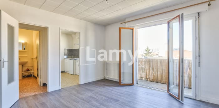 Image 4 sur 10 - Appartement  ·  Vente · Poissy (78300) · 27m²