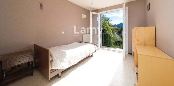 Image 6 sur 8 - Appartement  ·  Vente · Digne Les Bains (04000) · 3 pièces · 66m²