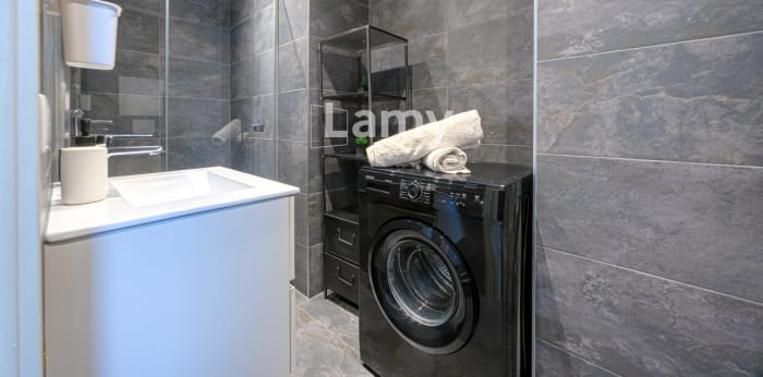 Image 6 sur 11 - Appartement  ·  Vente · Aix Les Bains (73100) · 3 pièces · 65m²