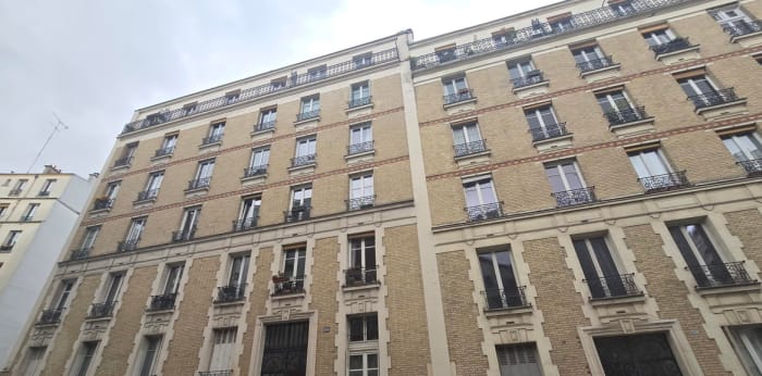 Image 6 sur 9 - Appartement  ·  Vente · Paris (75020) · 2 pièces · 49m²