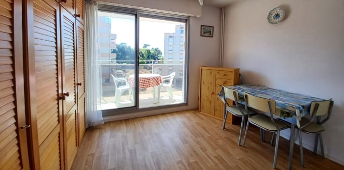 Image 6 sur 10 - Appartement  ·  Vente · Vaux Sur Mer (17640) · 1 pièce · 19m²
