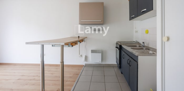 Image 7 sur 7 - Appartement  ·  Vente · Valenciennes (59300) · 2 pièces · 48m²