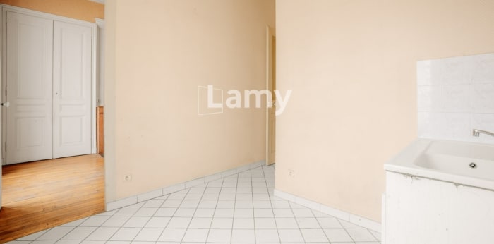 Image 4 sur 8 - Appartement  ·  Vente · Villeurbanne (69100) · 1 pièce · 37m²
