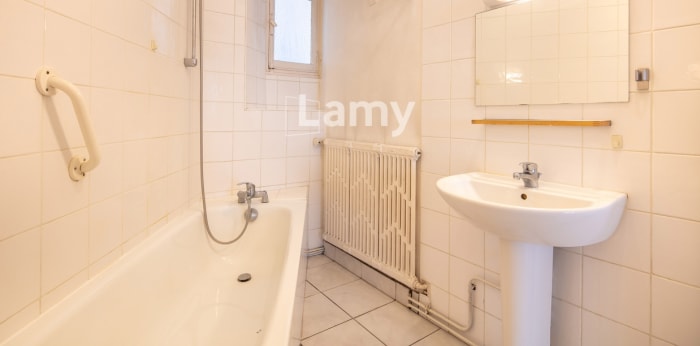 Image 7 sur 10 - Appartement  ·  Vente · Grenoble (38000) · 2 pièces · 69m²