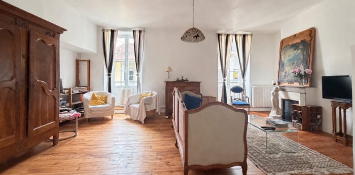 Image 1 sur 6 - Appartement  ·  Vente · Pau (64000) · 6 pièces · 150m²