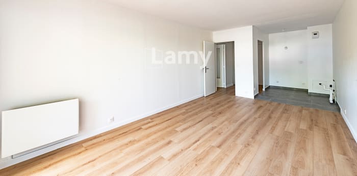 Image 8 sur 13 - Appartement  ·  Vente · Nice (06200) · 2 pièces · 47m²