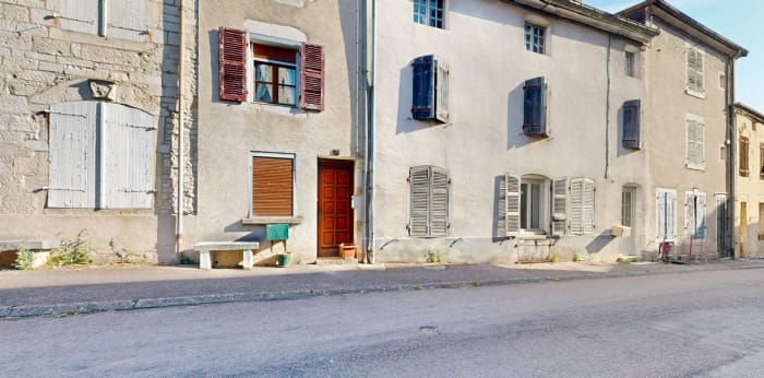 Image 1 sur 8 - Maison/villa  ·  Vente · Champlitte (70600) · 3 pièces · 80m²