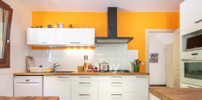 Image 3 sur 15 - Maison/villa  ·  Vente · St Nizier Du Moucherotte (38250) · 7 pièces · 179m²