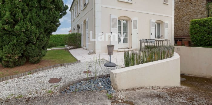 Image 6 sur 17 - Maison/villa  ·  Vente · Brunoy (91800) · 6 pièces · 169m²