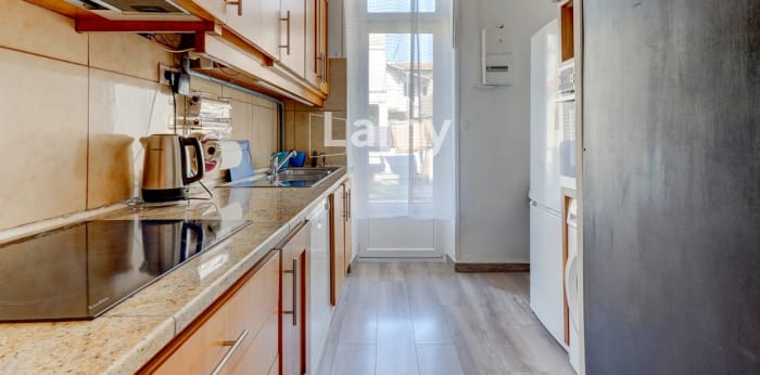 Image 5 sur 11 - Appartement  ·  Vente · Marseille (13005) · 2 pièces · 33m²