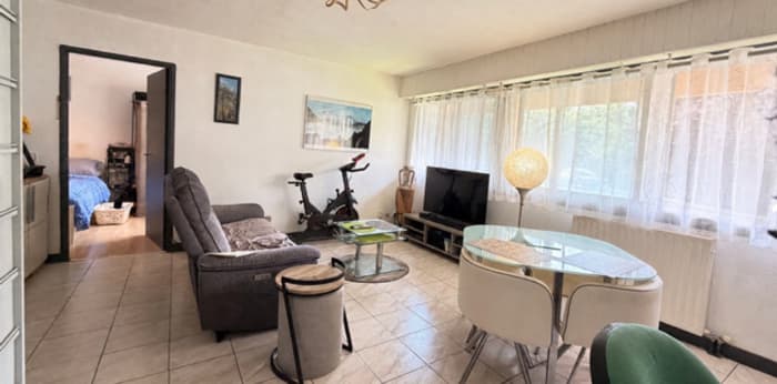 Image 2 sur 6 - Appartement  ·  Vente · Pau (64000) · 2 pièces · 48m²