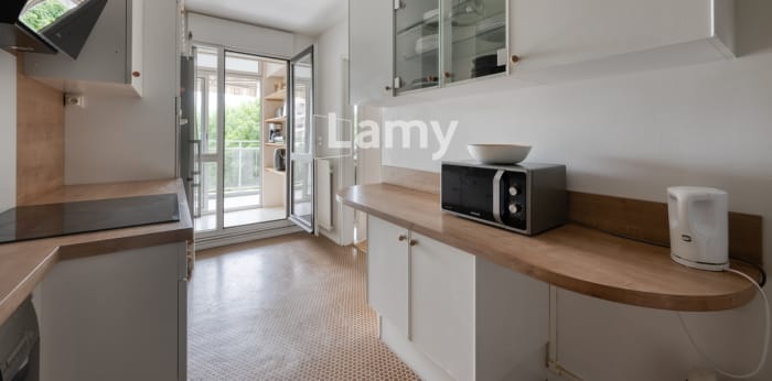 Image 8 sur 12 - Appartement  ·  Vente · Bordeaux (33200) · 4 pièces · 90m²