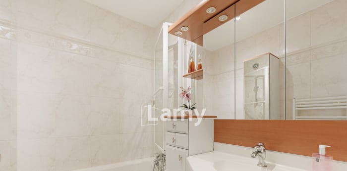 Image 8 sur 12 - Appartement  ·  Vente · Lyon (69005) · 5 pièces · 97m²