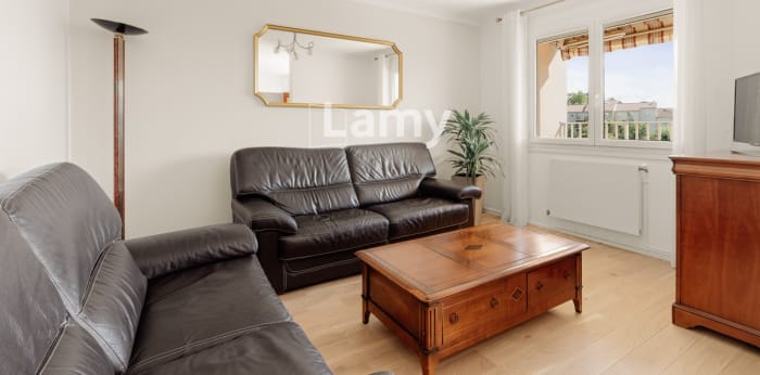 Image 10 sur 12 - Appartement  ·  Vente · Lyon (69005) · 5 pièces · 97m²