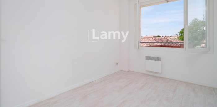 Image 4 sur 8 - Appartement  ·  Vente · Bouzigues (34140) · 2 pièces · 45m²