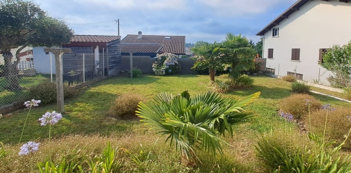 Image 12 sur 19 - Maison/villa  ·  Vente · Biarritz (64200) · 8 pièces · 160m²