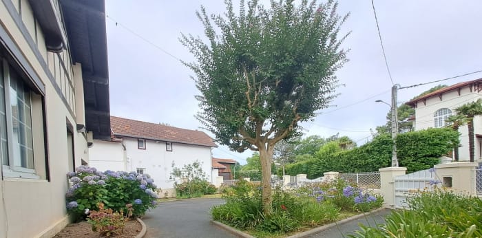 Image 7 sur 19 - Maison/villa  ·  Vente · Biarritz (64200) · 8 pièces · 160m²