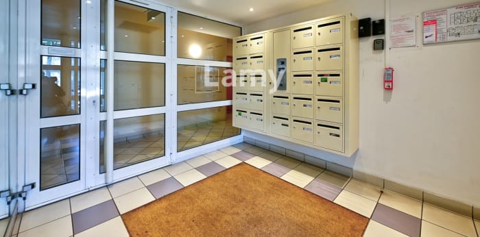 Image 2 sur 12 - Appartement  ·  Vente · Montigny Le Bretonneux (78180) · 2 pièces · 47m²