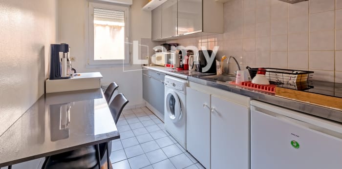 Image 2 sur 8 - Appartement  ·  Vente · Lille (59800) · 2 pièces · 48m²