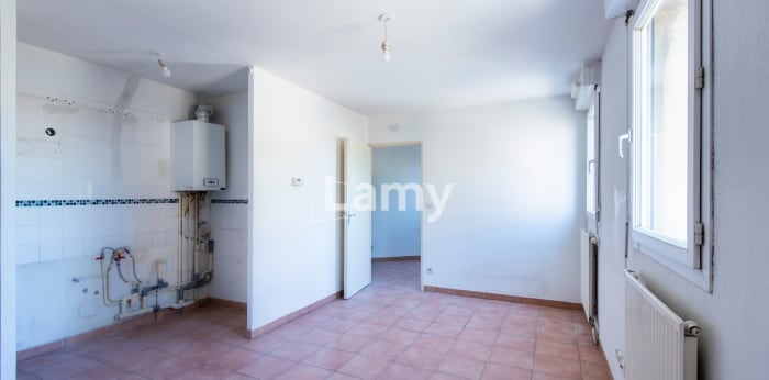 Image 10 sur 12 - Appartement  ·  Vente · Salon De Provence (13300) · 2 pièces · 32m²