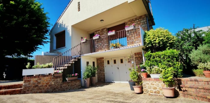 Image 1 sur 17 - Maison/villa  ·  Vente · Epinay Sur Orge (91360) · 4 pièces · 74m²