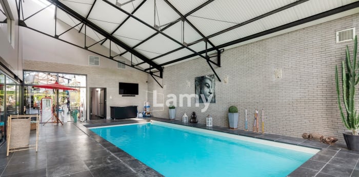 Image 12 sur 30 - Maison/villa  ·  Vente · Corbeil Essonnes (91100) · 10 pièces · 650m²