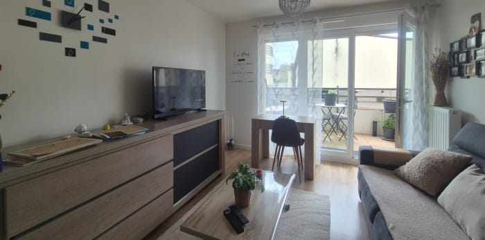 Image 2 sur 10 - Appartement  ·  Vente · Brie Comte Robert (77170) · 2 pièces · 37m²