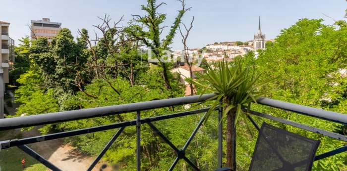 Image 7 sur 10 - Appartement  ·  Vente · Angouleme (16000) · 3 pièces · 71m²