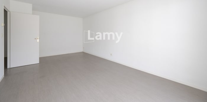 Image 2 sur 9 - Appartement  ·  Vente · Pessac (33600) · 2 pièces · 54m²