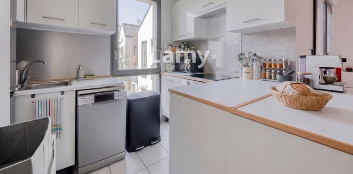 Image 2 sur 15 - Appartement  ·  Vente · Bordeaux (33000) · 4 pièces · 75m²