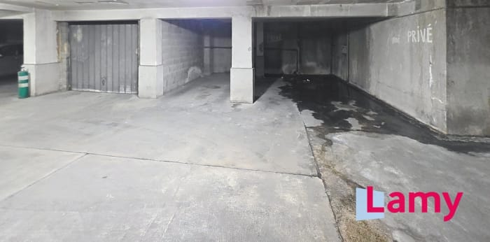 Image 3 sur 3 - Parking/box  ·  Vente · Aix En Provence (13100) · 1 pièce · 15m²