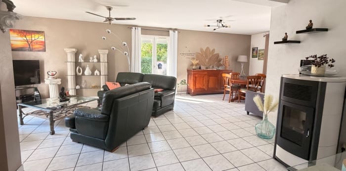 Image 1 sur 10 - Maison/villa  ·  Vente · Pau (64000) · 5 pièces · 110m²