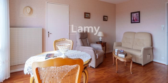 Image 5 sur 10 - Appartement  ·  Vente · Limoges (87100) · 2 pièces · 51m²