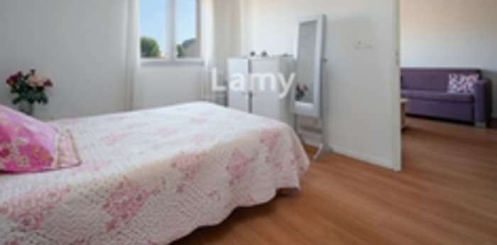 Image 3 sur 7 - Appartement  ·  Vente · Pezenas (34120) · 2 pièces · 48m²