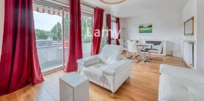 Image 1 sur 8 - Appartement  ·  Vente · Merignac (33700) · 4 pièces · 71m²